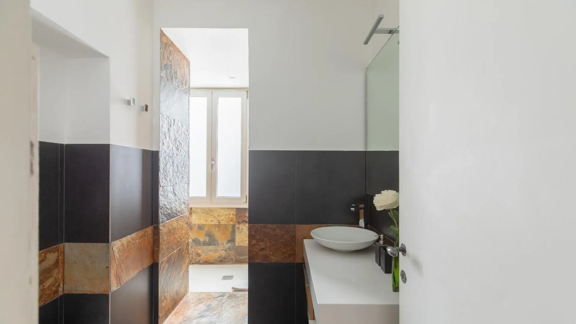 Iflat Timeless Elegance In The Center Of Rome Apartman