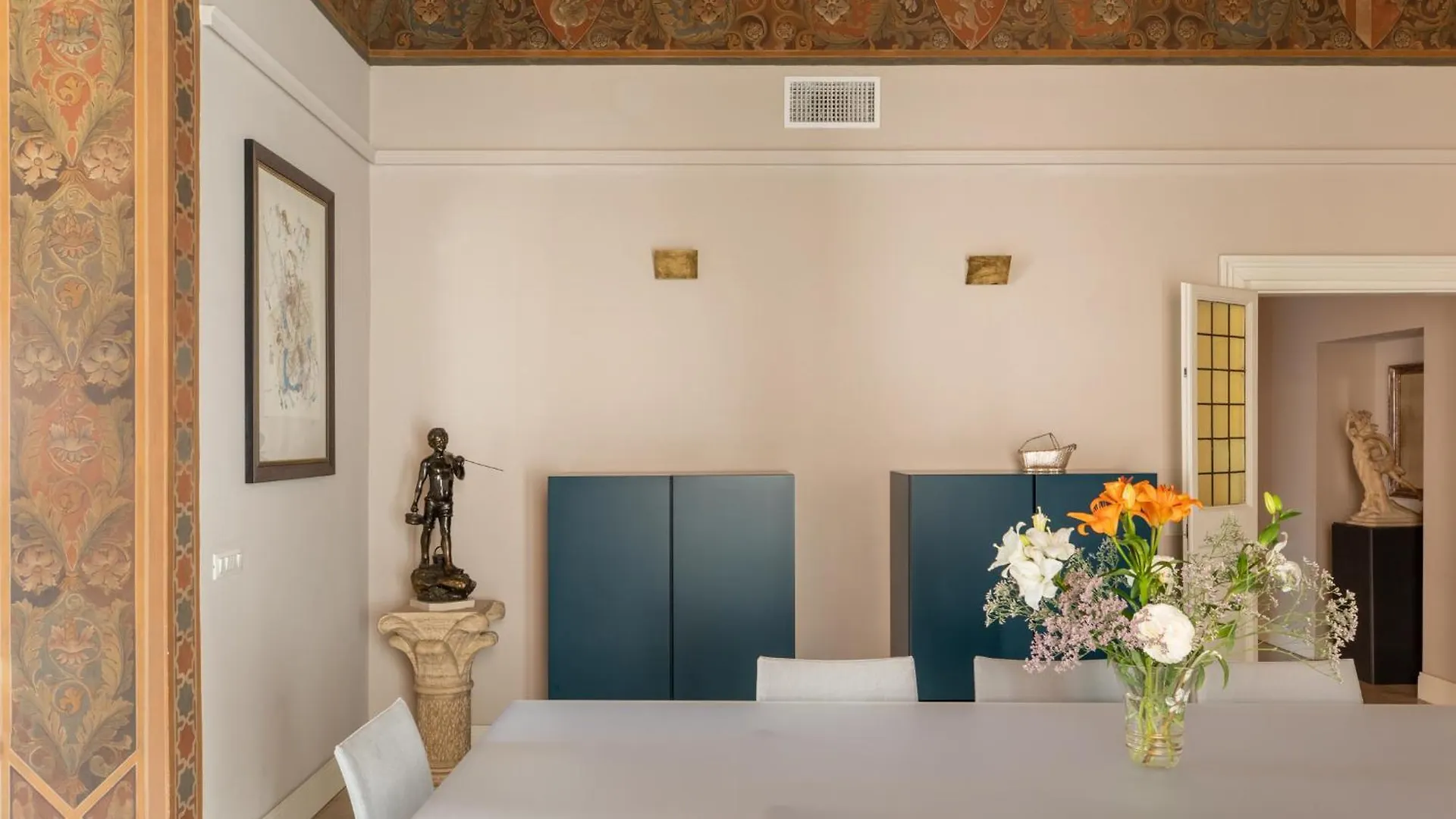 Iflat Timeless Elegance In The Center Of Rome Apartman